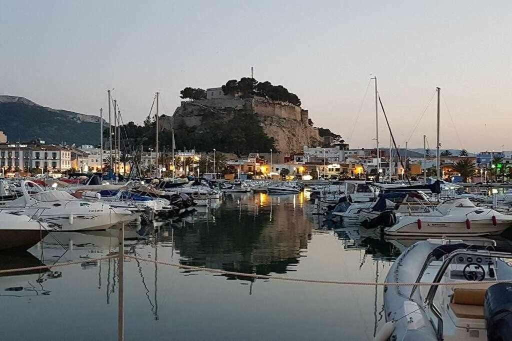 Apartamento A 150M De La Playa Wifi Gratis Denia Eksteriør bilde
