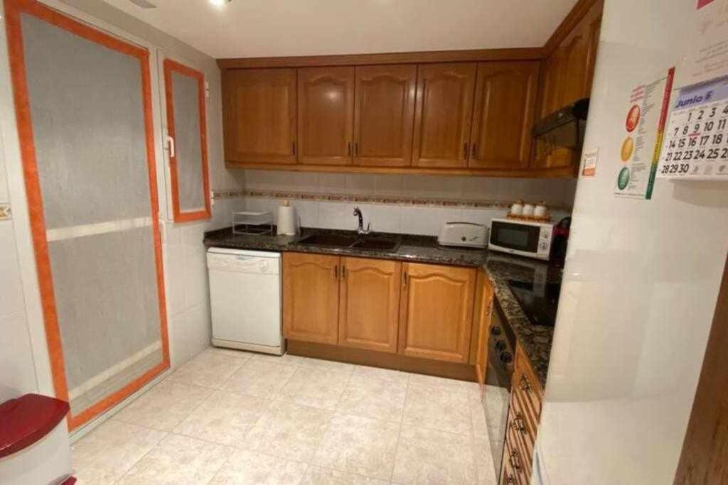 Apartamento A 150M De La Playa Wifi Gratis Denia Eksteriør bilde